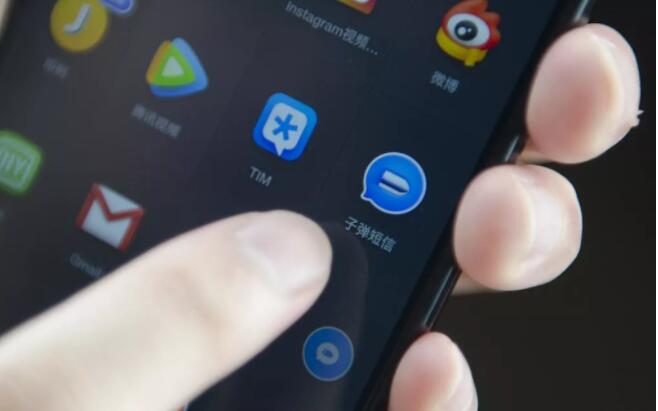子彈短信太火！它真的能代替微信？